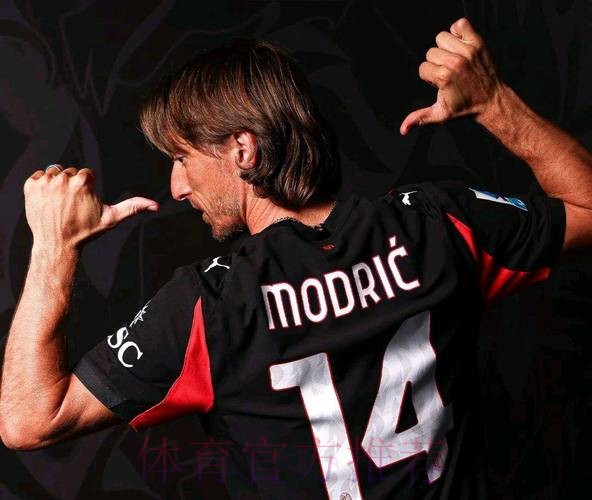 米兰为魔笛提供1年合同&世界杯前踢主力的机会